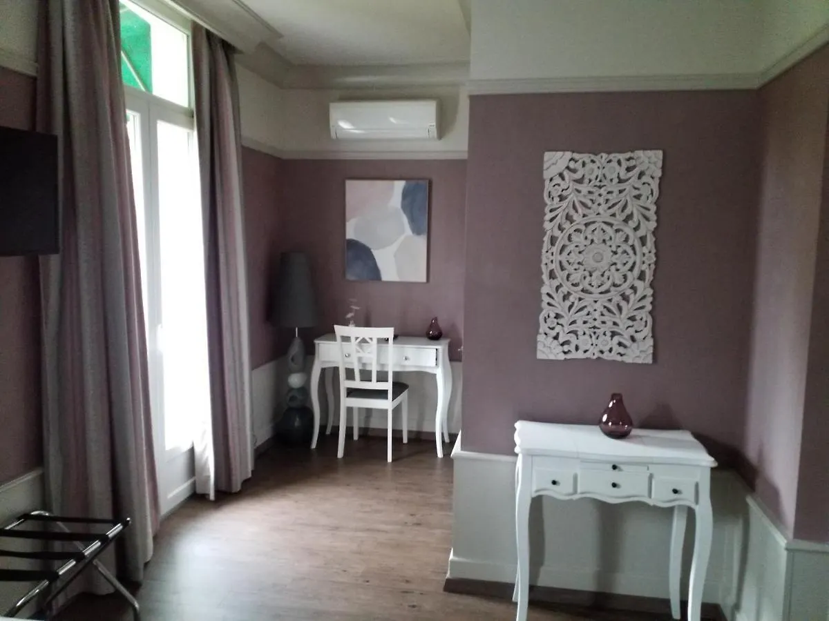Hotel Le Cedre De Soyons